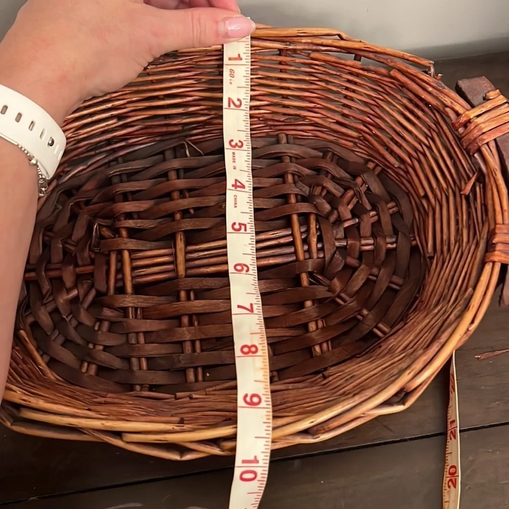 Decorative basket